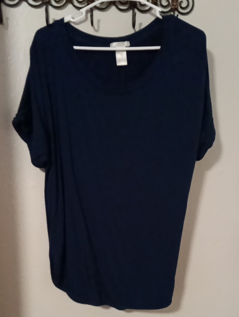 Price Drop 💥 Matty M Navy Short-Sleeve Crew Neck Top. Great W/ Jeans Or Legging
